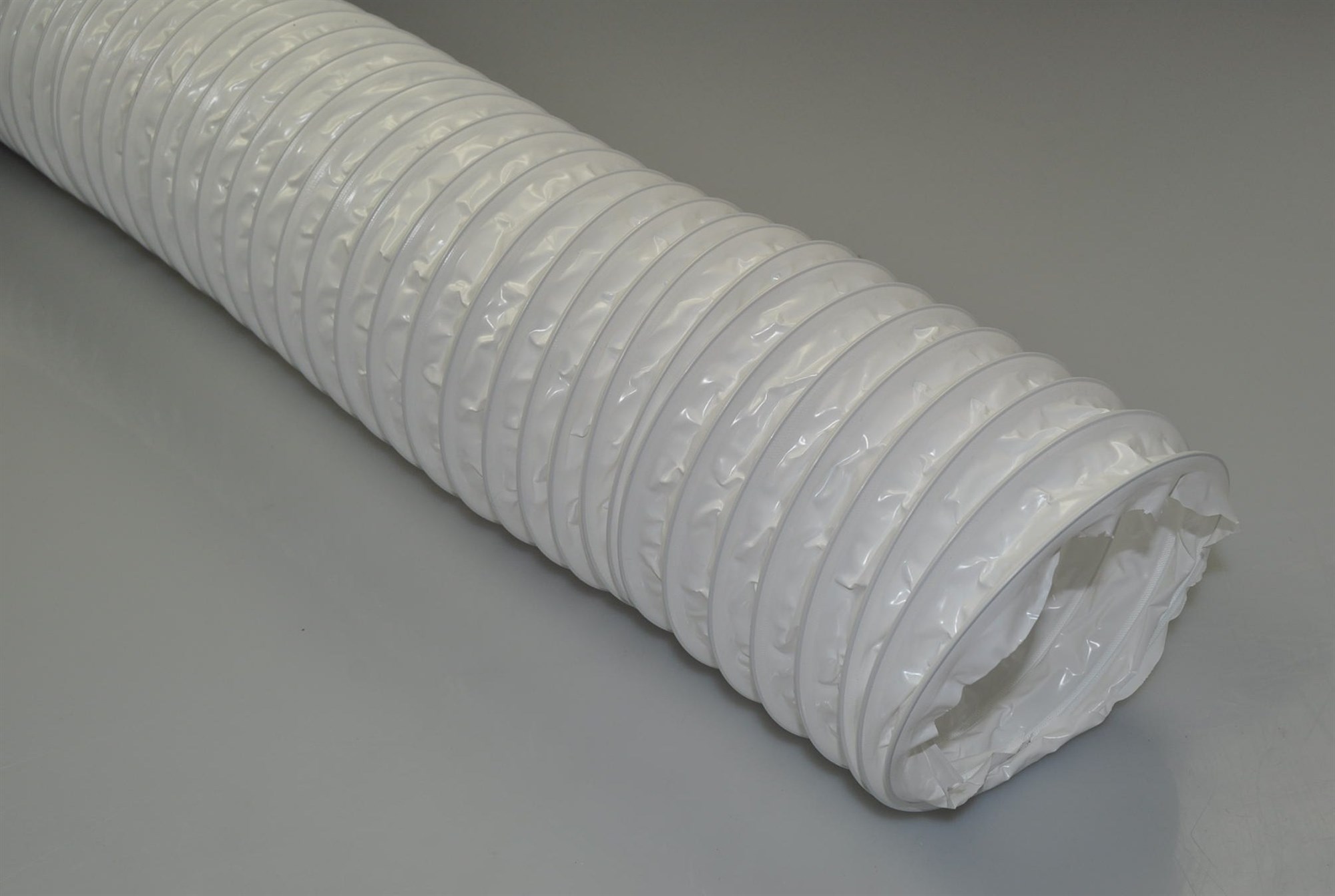 Abluftschlauch für Dunstabzugshaube ø100mm 1,5m lang inkl 2 Schellen PVC weiß 